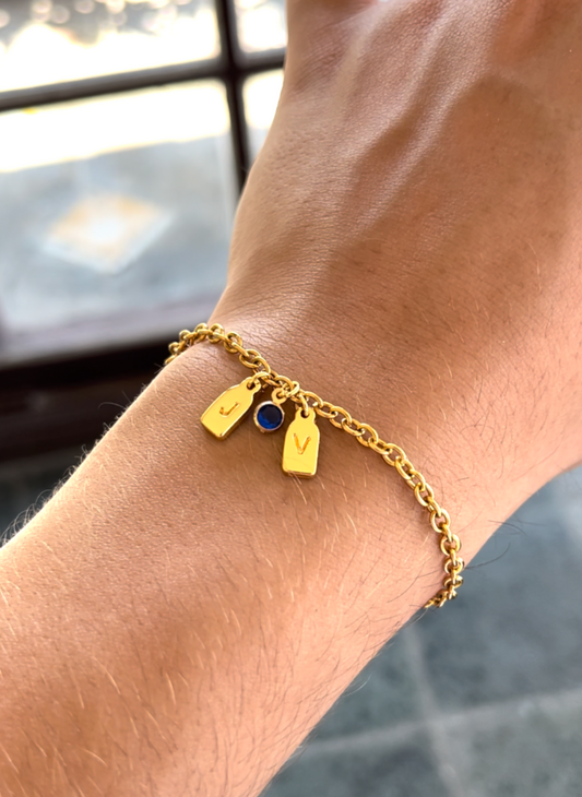 PAR de pulseras de iniciales + piedra de aniversario