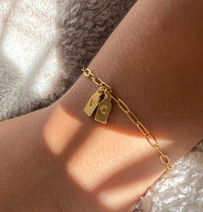 Pulsera DORADA una inicial